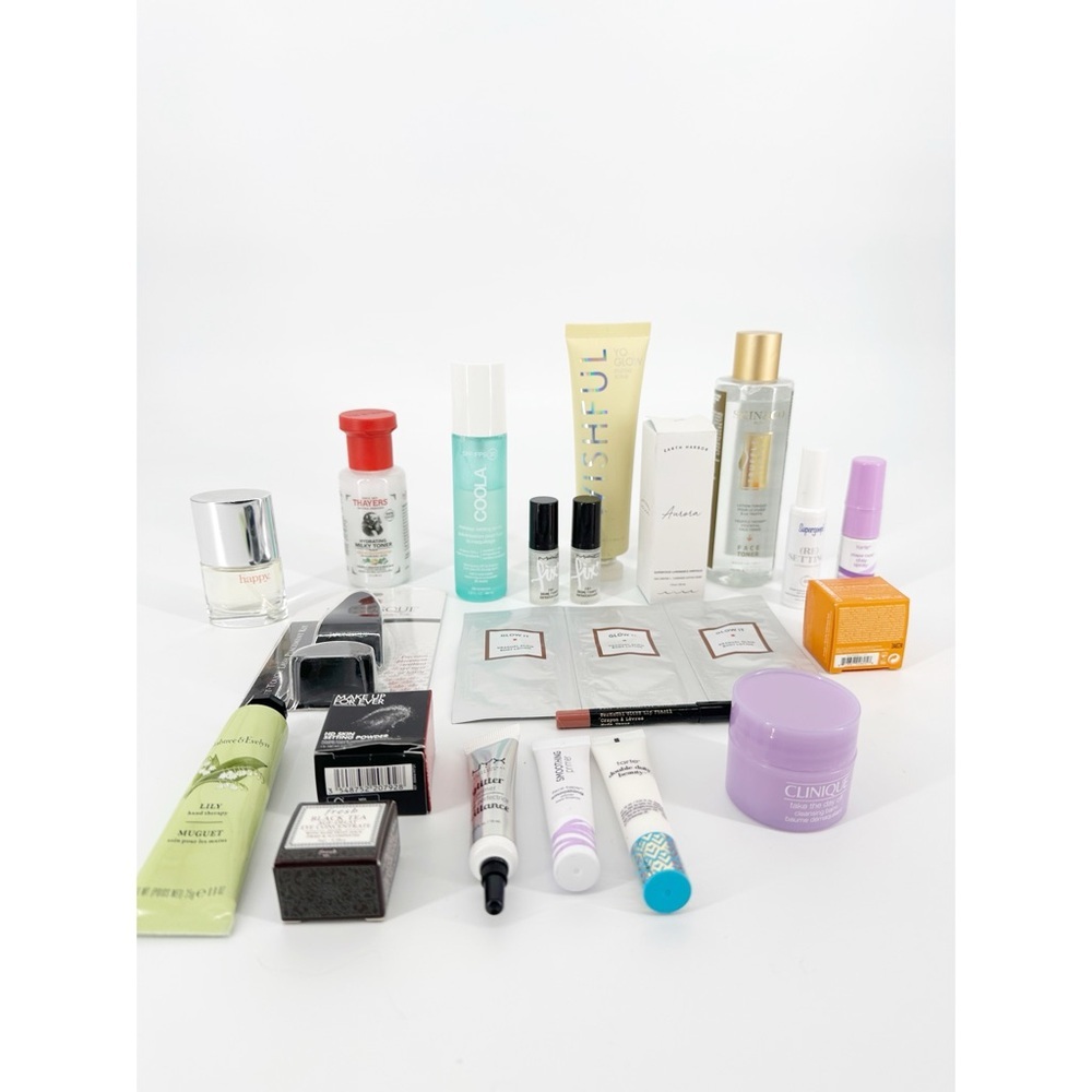 Beauty Bundle Assortment - Picture 9 of 9
